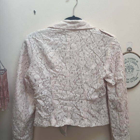 Forever 21 Baby Pink Lace Women's Moto Style Jacket - Picture 5 of 7